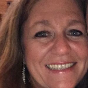 Meet your Posher, Deanna